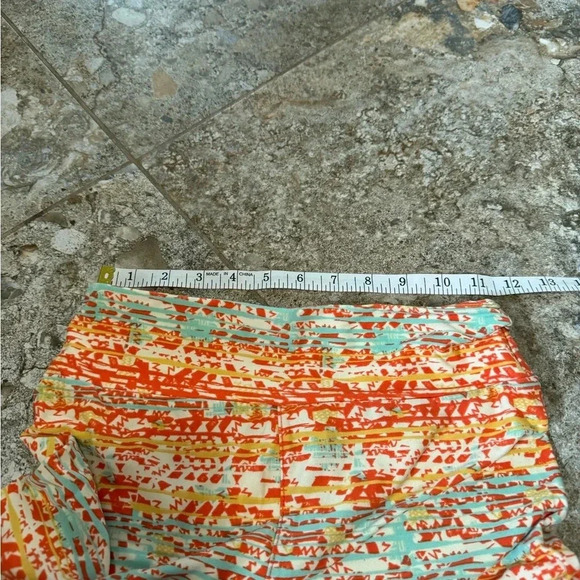 lularoe 122 psychedelic leggings - Picture 3 of 4